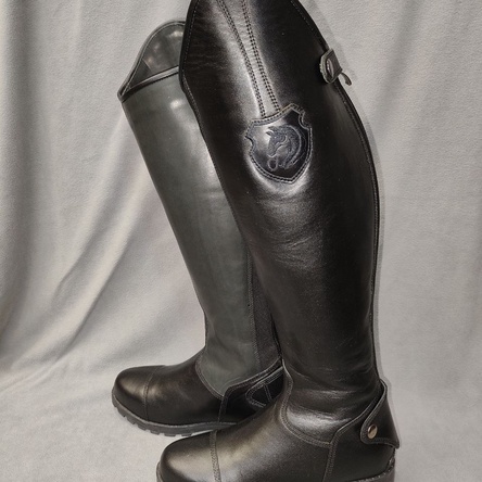 Для всадников